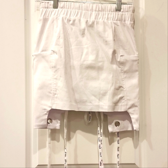 Akira All Tied Up Mini Skirt - Picture 8 of 9